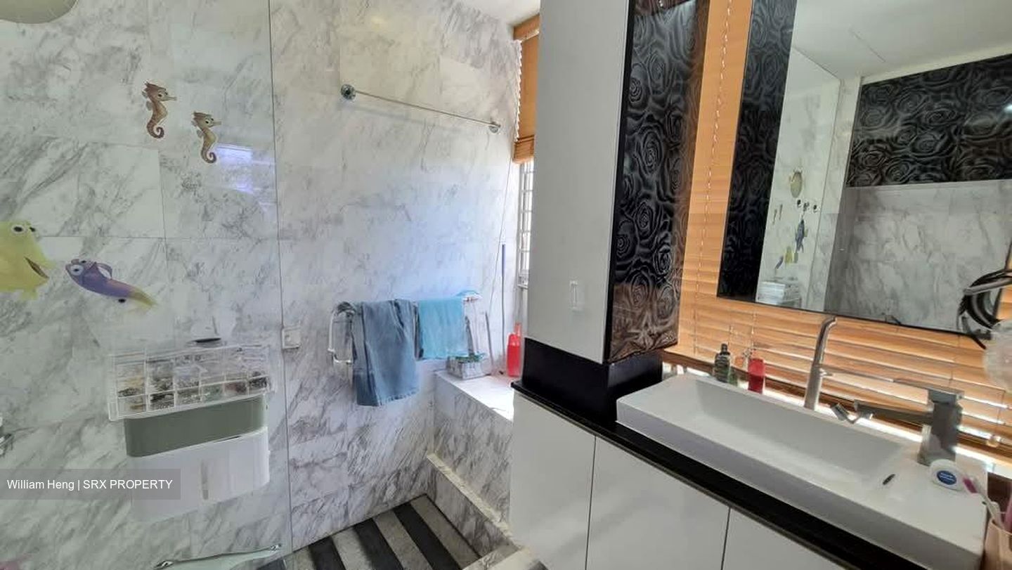 Waterfront Key (D16), Condominium #588115841